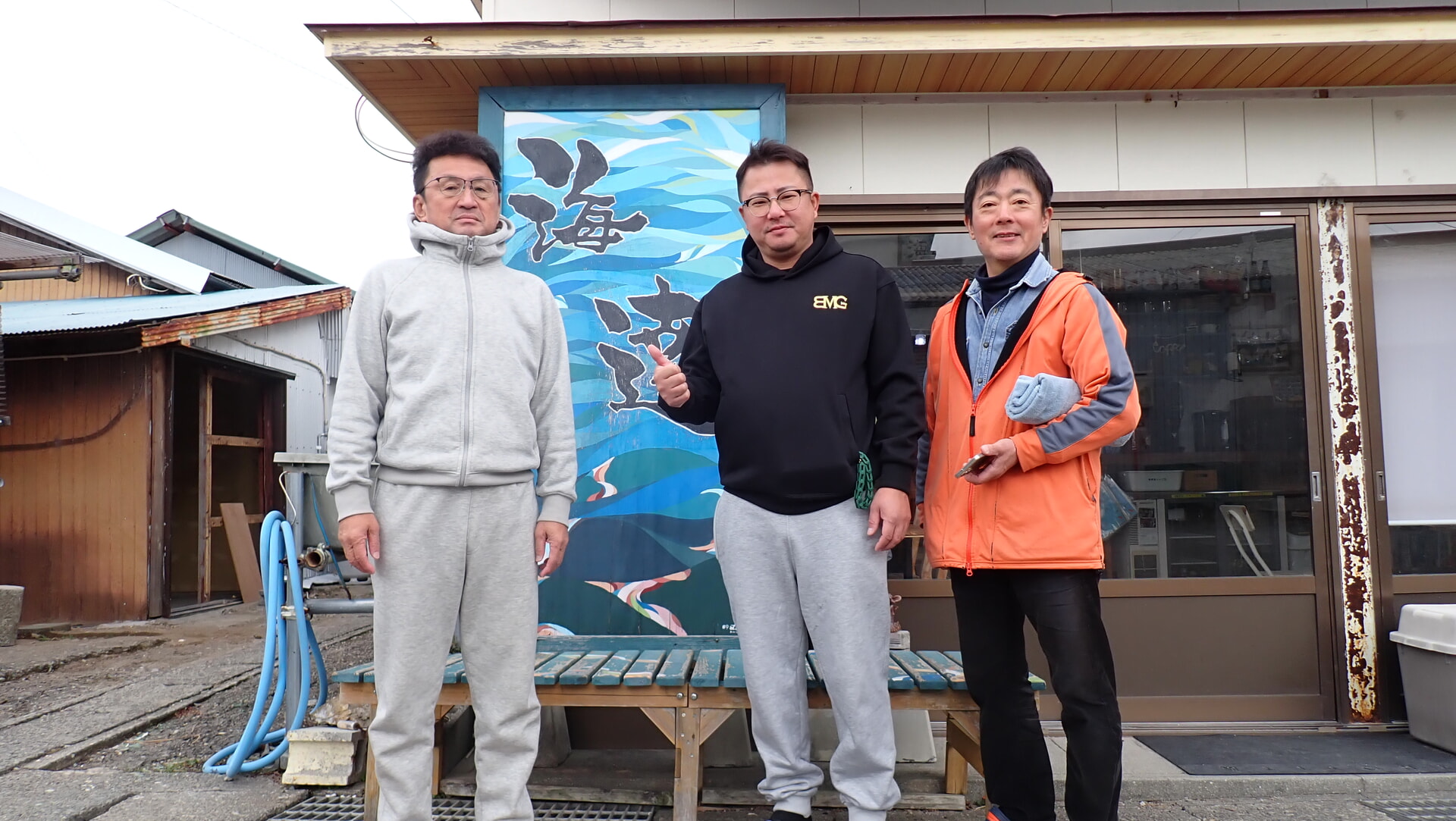 やっぱり、冬の間は季節風に強い『日和佐』の海だな。