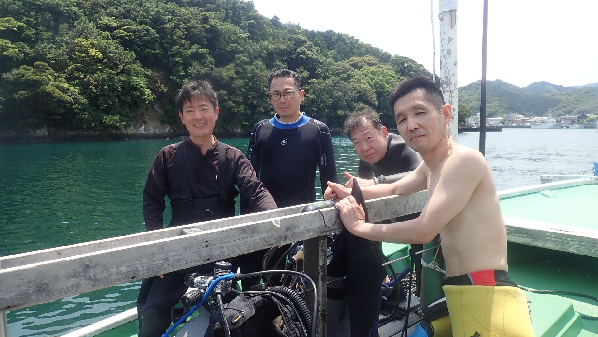 腰が痛かったり檸檬が落ちたりしても、海は楽しいね。
